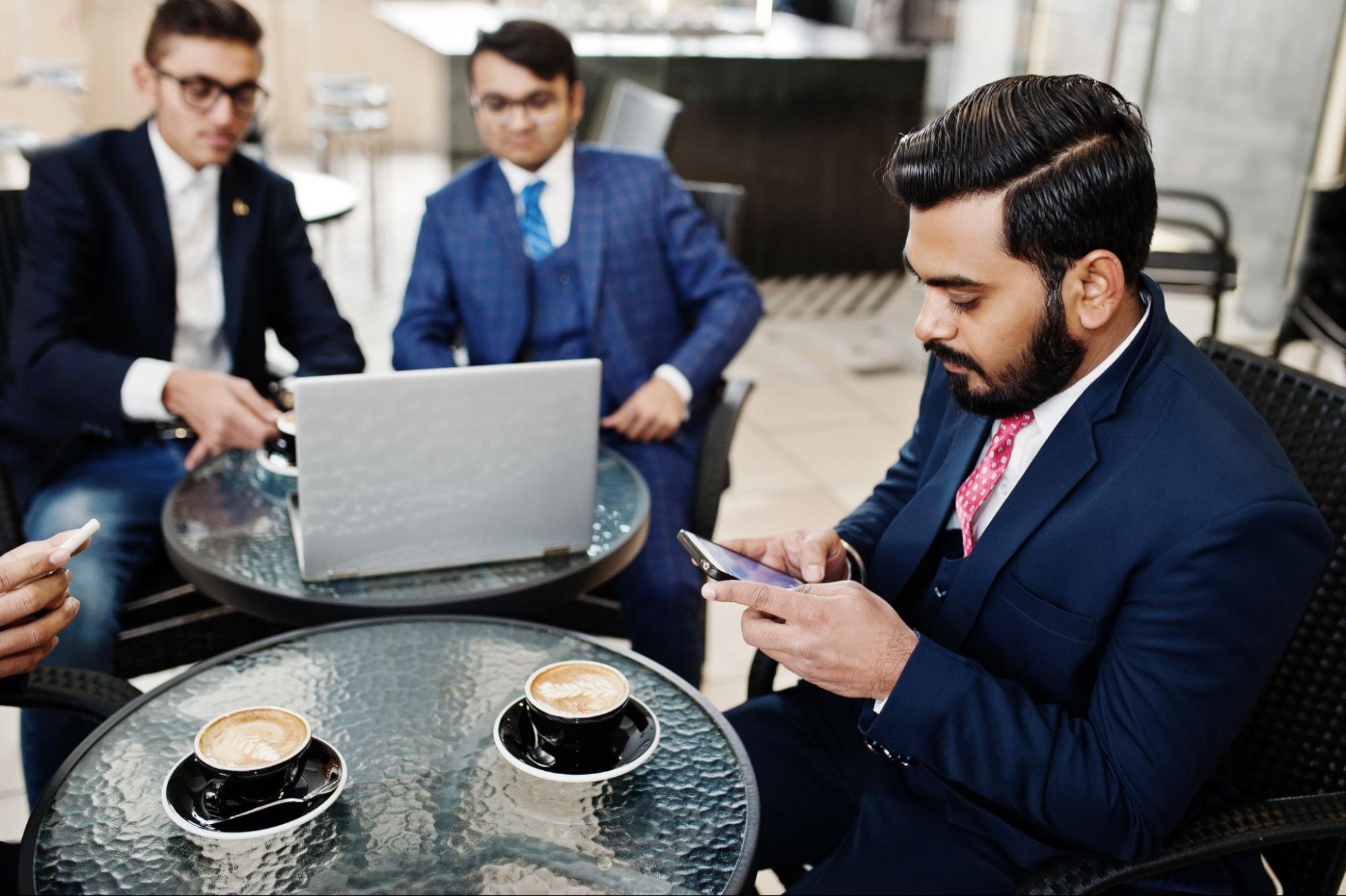 How to manage business travel expenses in 2026